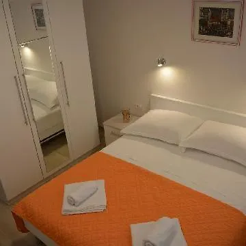 Leon Apartman